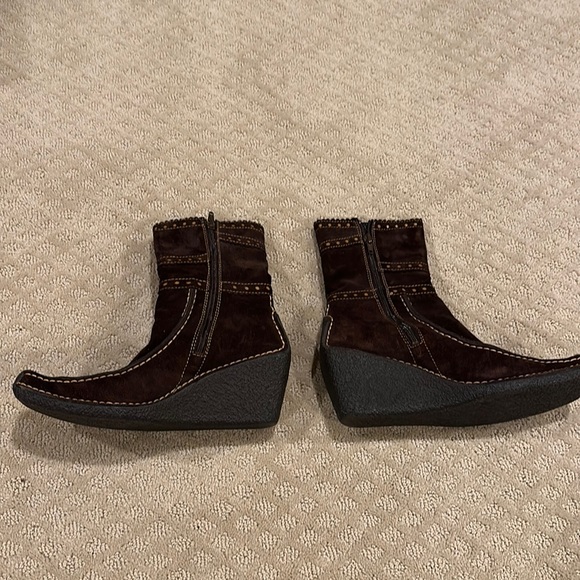 Pons Quintana brown suede wedge boots. - Picture 3 of 4